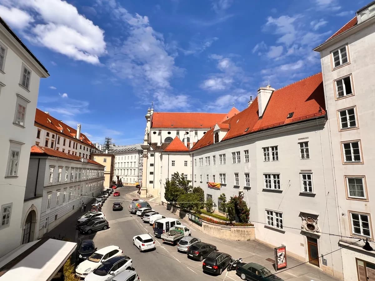 3-Zimmer-Wohnung mieten in Wien – 117,62 m², € 2.577 – Bild 2 von 18