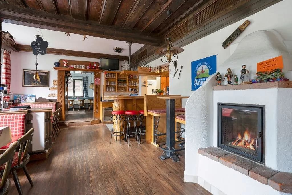 10-Zimmer-Haus kaufen in Feldkirchen – 484,95 m², € 1.230.000 – Bild 13 von 13