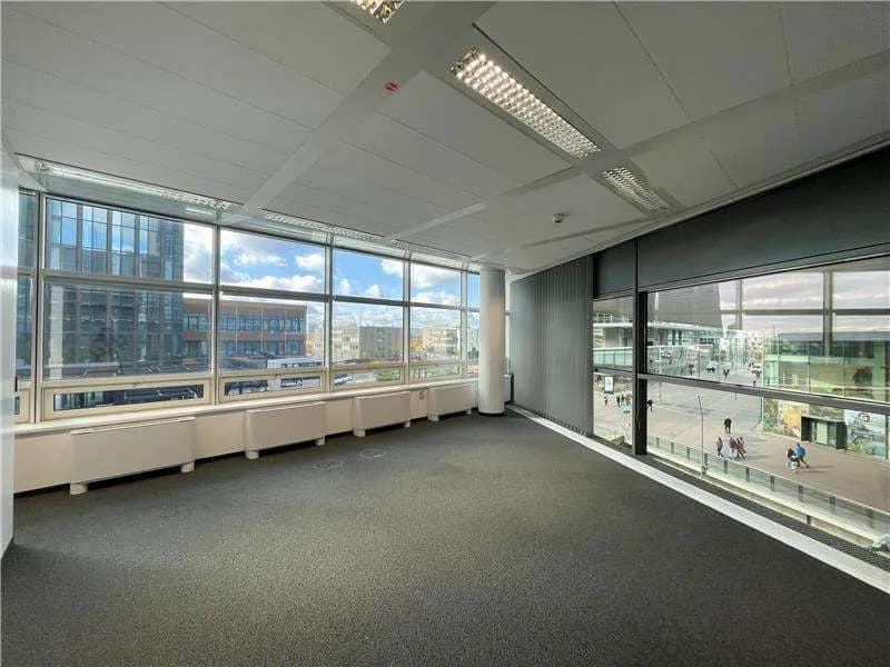 Gewerbeimmobilie mieten in Wien – 1 792 m² – Bild 2 von 12
