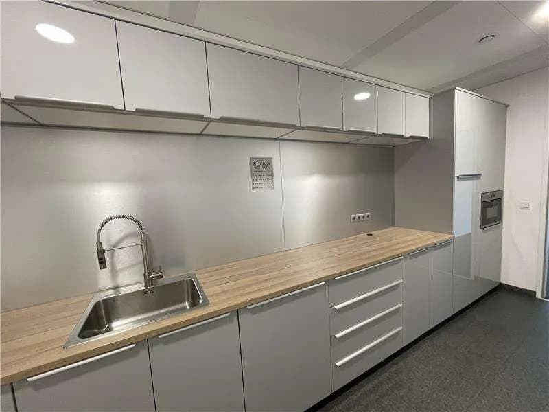 Gewerbeimmobilie mieten in Wien – 1 792 m² – Bild 3 von 12