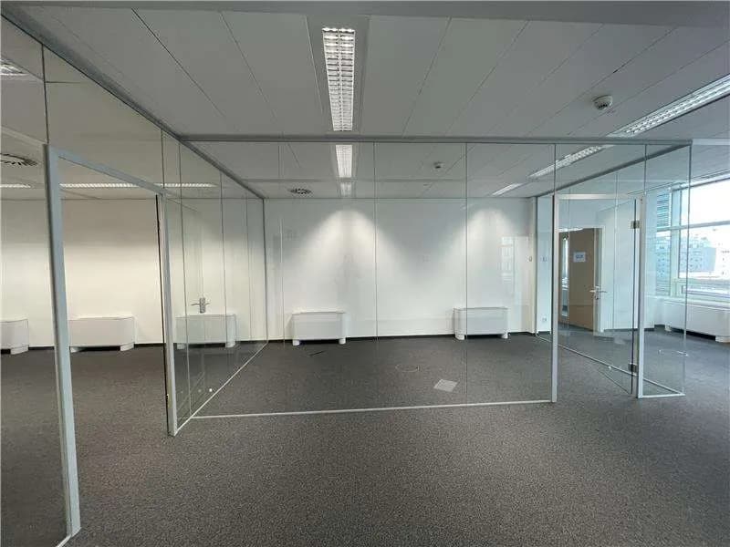 Gewerbeimmobilie mieten in Wien – 1 792 m² – Bild 12 von 12