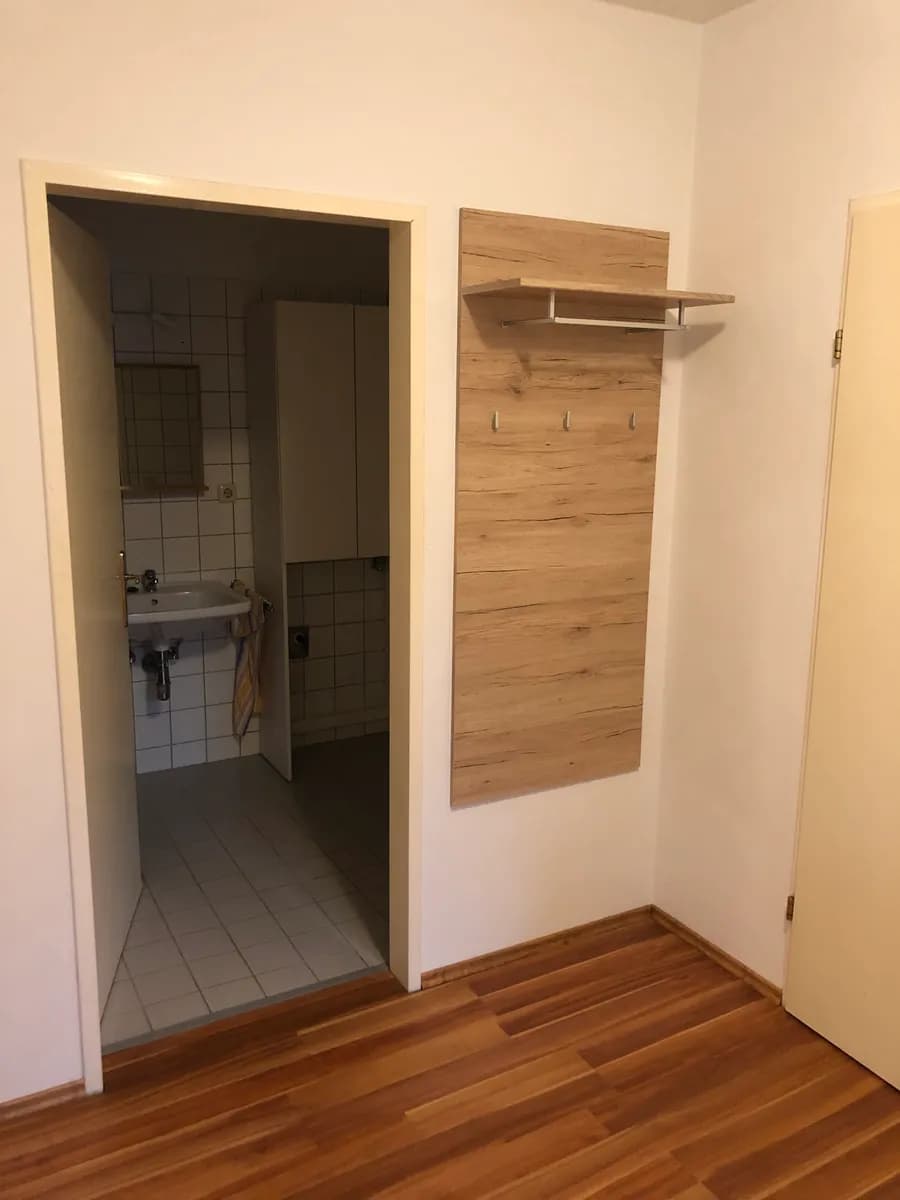 1-Zimmer-Wohnung mieten in Linz – 36 m², € 650 – Bild 5 von 7