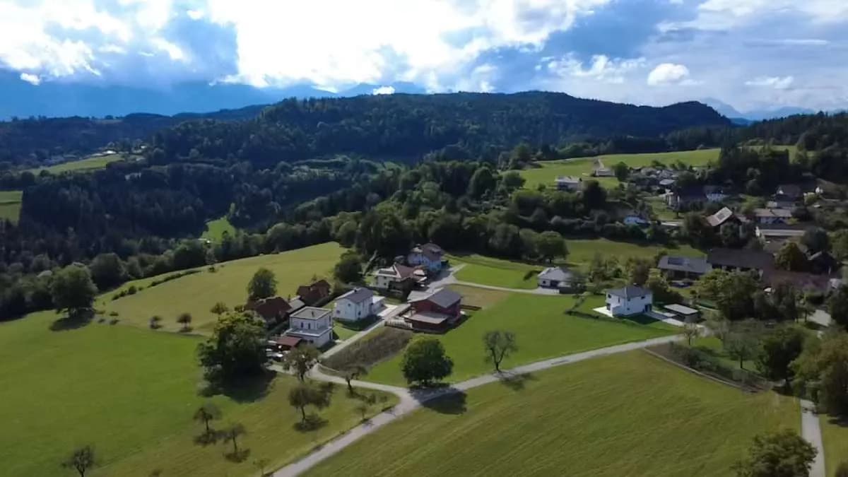 Grundstück kaufen in Klagenfurt Land – 785 m², € 98.125 – Bild 2 von 4