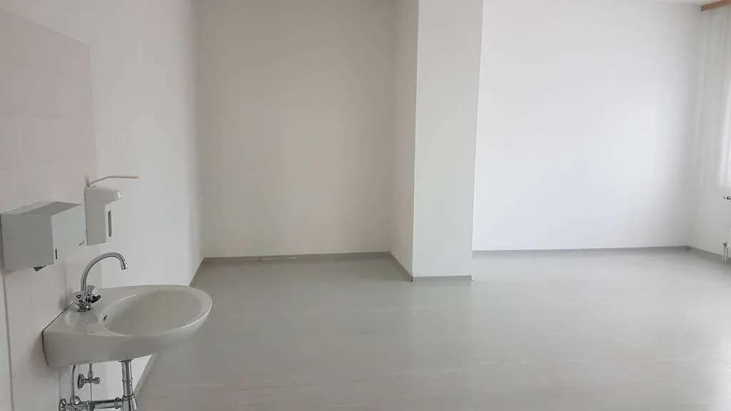 4-Zimmer-Gewerbeimmobilie mieten in Gmünd – 215 m², € 2.032 – Bild 3 von 8