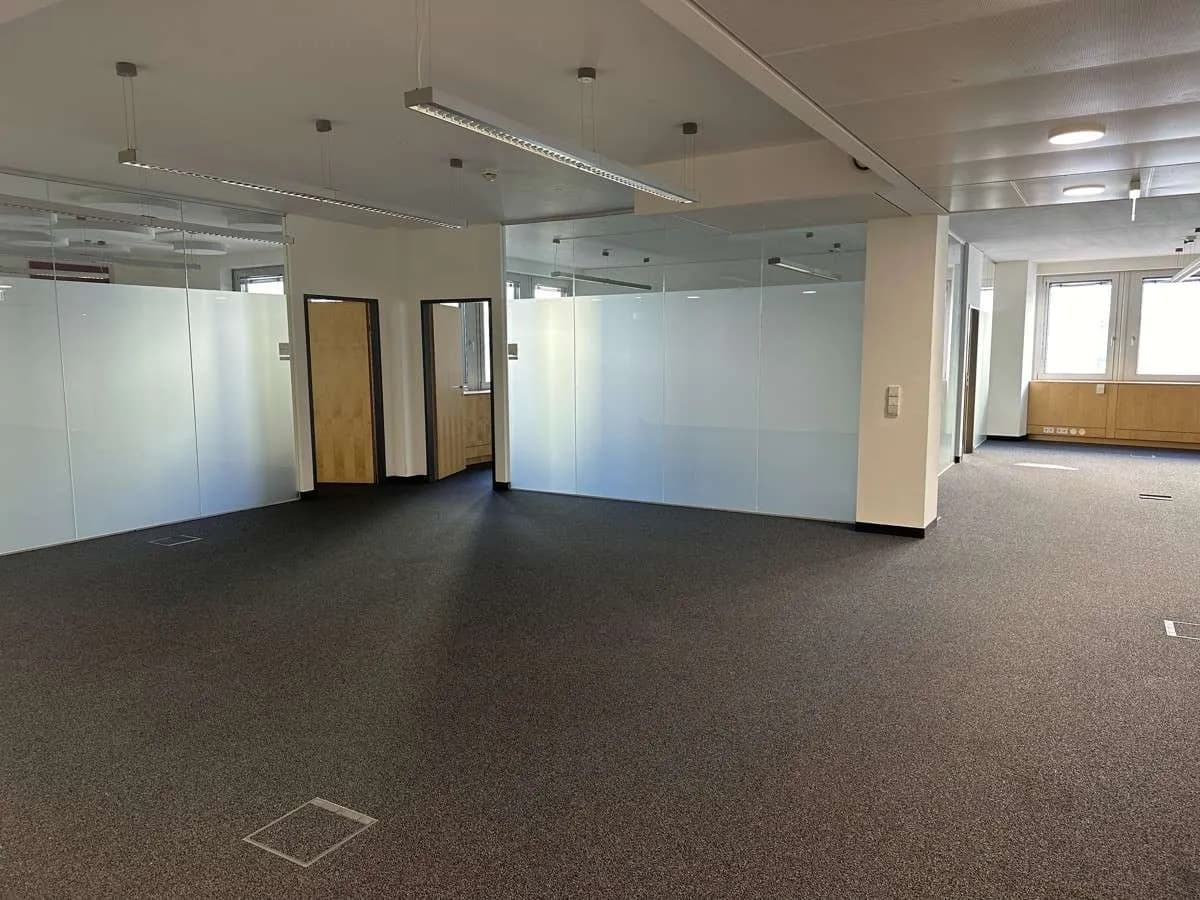 Gewerbeimmobilie mieten in Wien – 583 m², € 15 – Bild 7 von 8