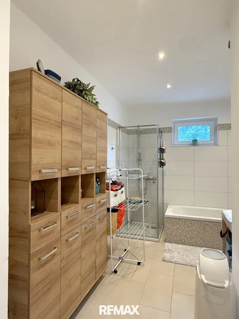 8-Zimmer-Gewerbeimmobilie kaufen in Korneuburg – 200 m², € 699.000 – Bild 12 von 31