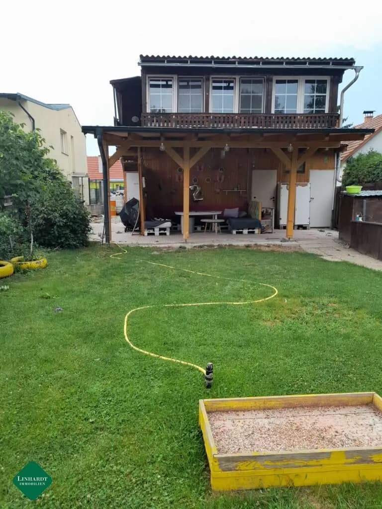 Gewerbeimmobilie kaufen in Wiener Neustadt Land – 240 m², € 389.000