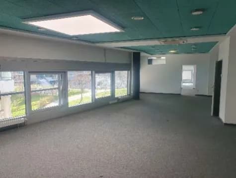 Gewerbeimmobilie mieten in Wien – 2 400 m², € 17 – Bild 10 von 14