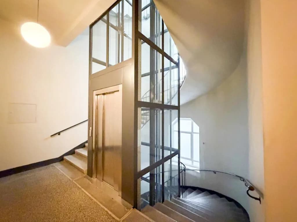 6-Zimmer-Wohnung mieten in Wien – 226,95 m², € 8.022 – Bild 3 von 4