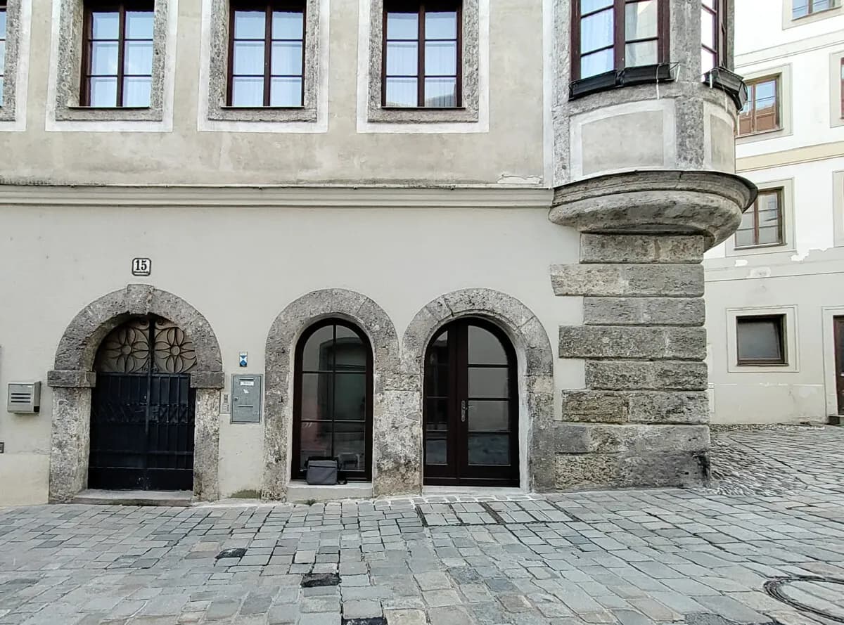 Haus mieten in Steyr – 500 m², € 3.300