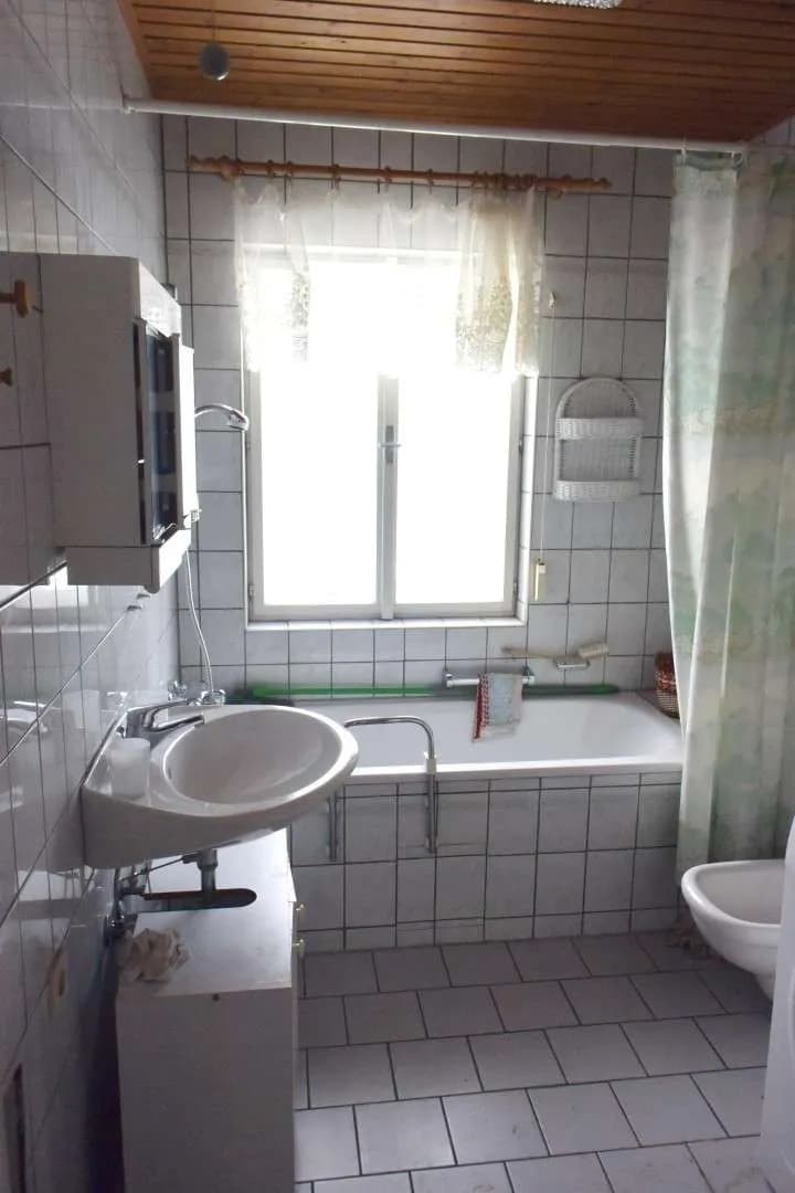 6-Zimmer-Gewerbeimmobilie kaufen in Amstetten – 180 m², € 175.000 – Bild 18 von 21