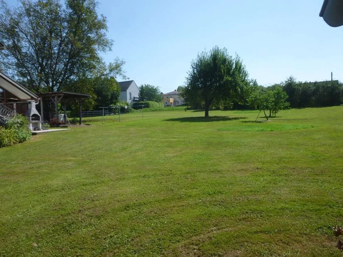 Grundstück kaufen in Südoststeiermark – 1 575 m², € 139.000 – Bild 2 von 3