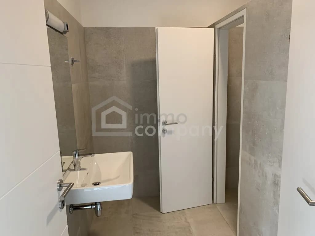 Gewerbeimmobilie mieten in Neusiedl am See – 180 m², € 1.770 – Bild 9 von 12