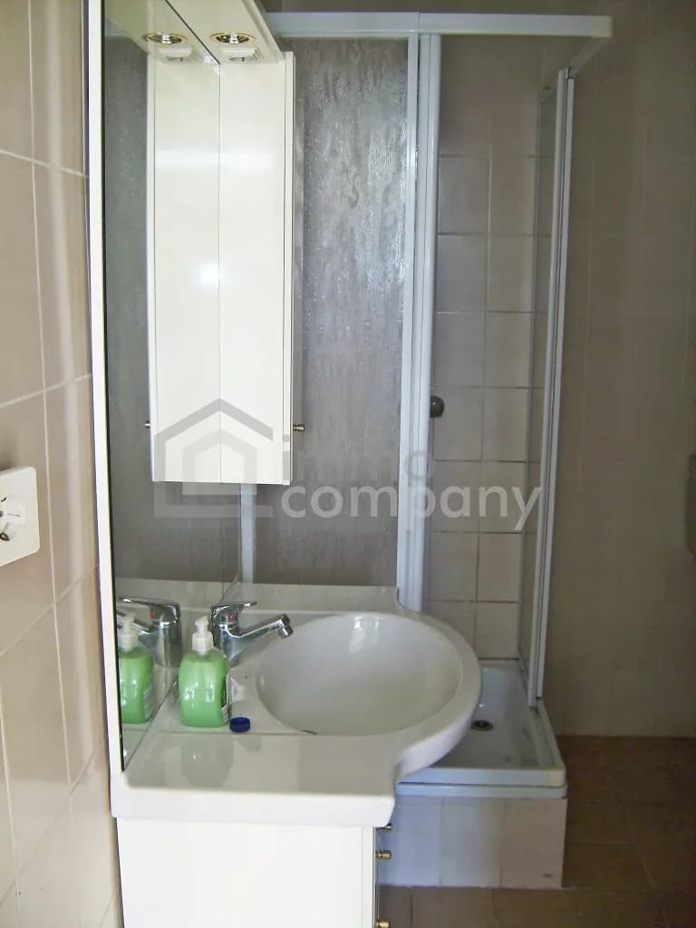 3-Zimmer-Gewerbeimmobilie kaufen in Hollabrunn – 110 m², € 389.000 – Bild 9 von 12