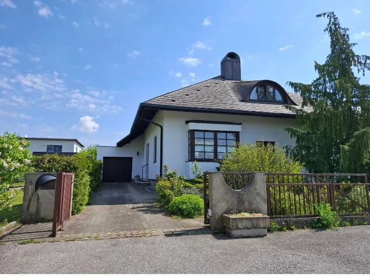 7-Zimmer-Haus kaufen in Mistelbach – 250 m², € 550.000