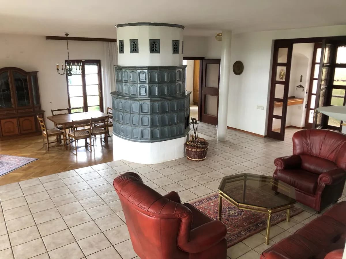 7-Zimmer-Haus kaufen in Mistelbach – 250 m², € 550.000 – Bild 4 von 6