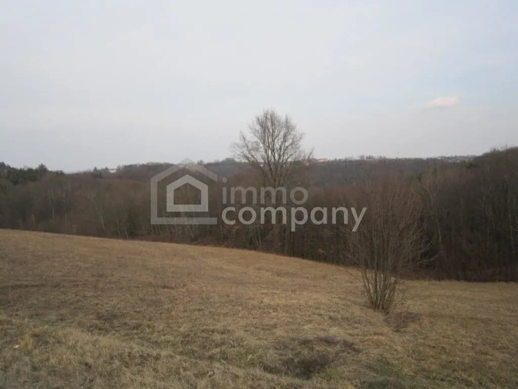 Grundstück kaufen in Jennersdorf – 4 560 m², € 99.000