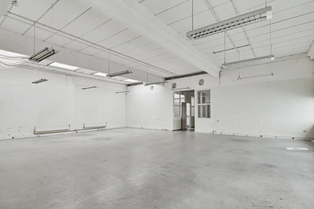 Gewerbeimmobilie mieten in Wien – 1 265 m², € 15.813 – Bild 2 von 6