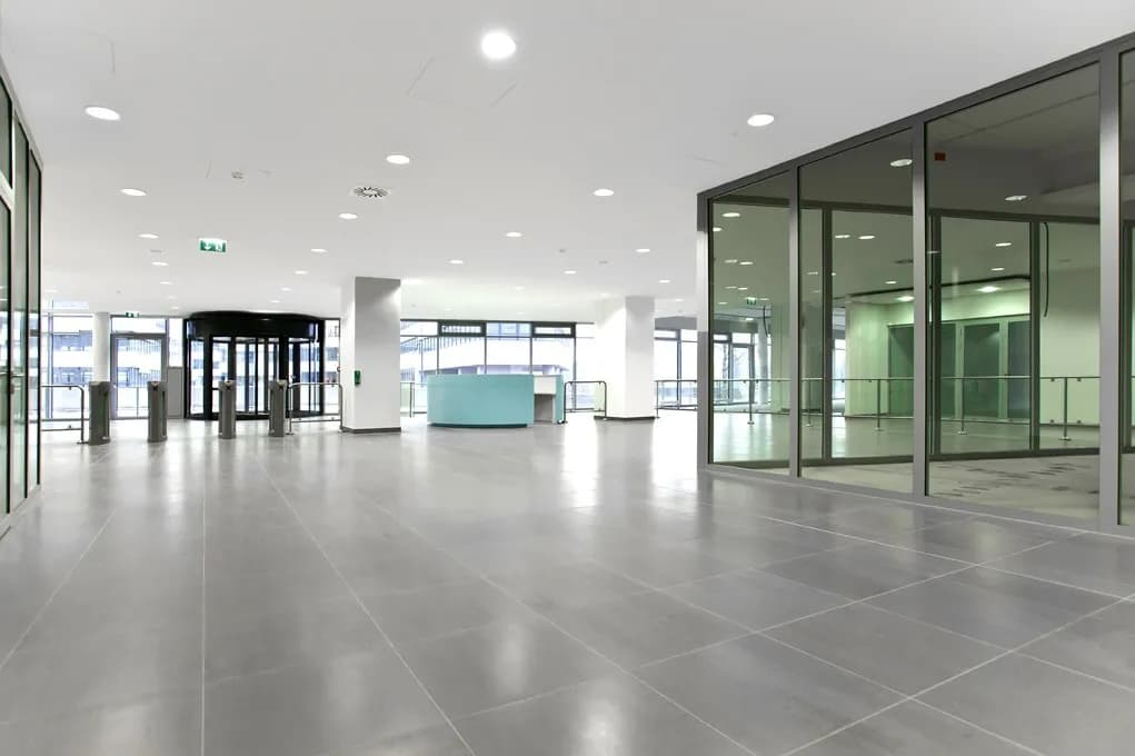 Gewerbeimmobilie mieten in Wien – 615 m², € 14 – Bild 2 von 13