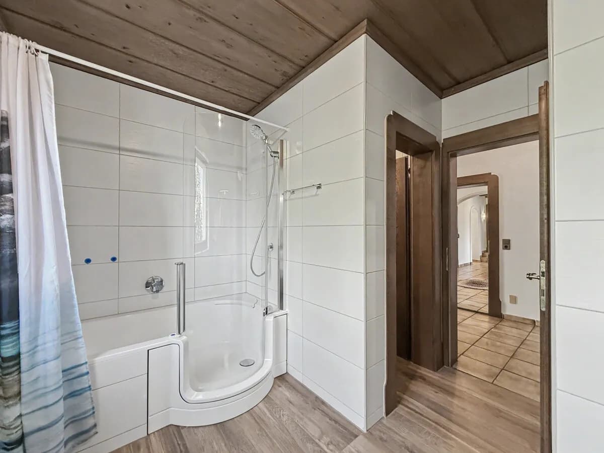 10-Zimmer-Gewerbeimmobilie kaufen in Kufstein – 365 m², € 1.295.000 – Bild 24 von 57