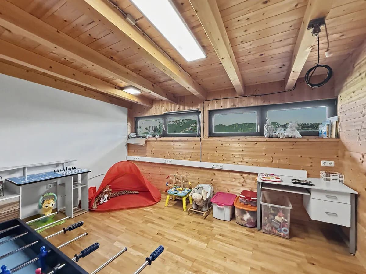 10-Zimmer-Gewerbeimmobilie kaufen in Kufstein – 365 m², € 1.295.000 – Bild 43 von 57