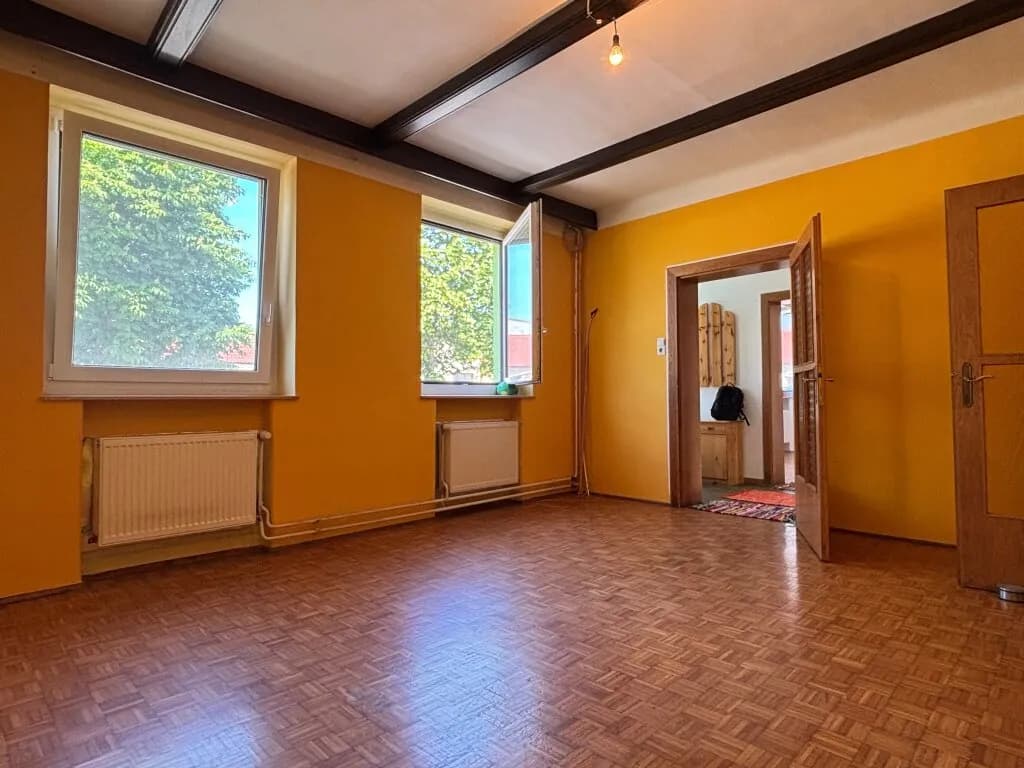 7-Zimmer-Haus kaufen in Mistelbach – 238 m², € 240.000 – Bild 3 von 26