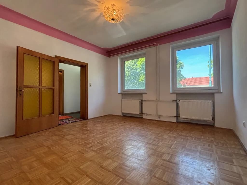 7-Zimmer-Haus kaufen in Mistelbach – 238 m², € 240.000 – Bild 4 von 26