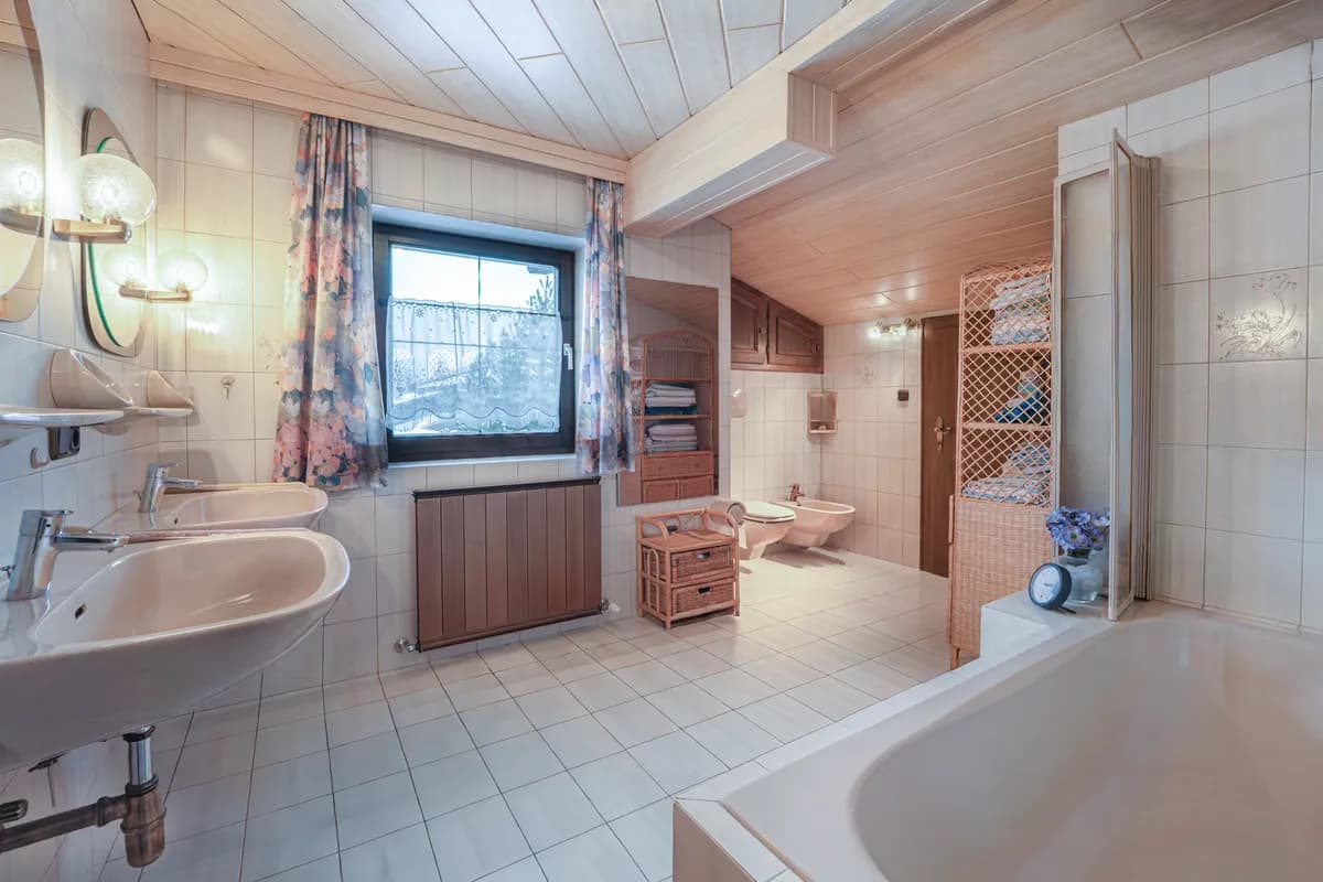 7-Zimmer-Haus kaufen in Kitzbühel – 130 m², € 1.690.000 – Bild 8 von 8