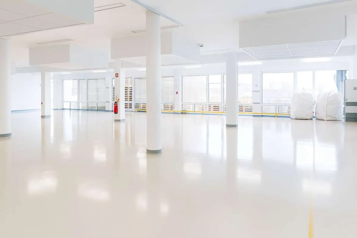 Gewerbeimmobilie mieten in Amstetten – 660 m², € 1.650