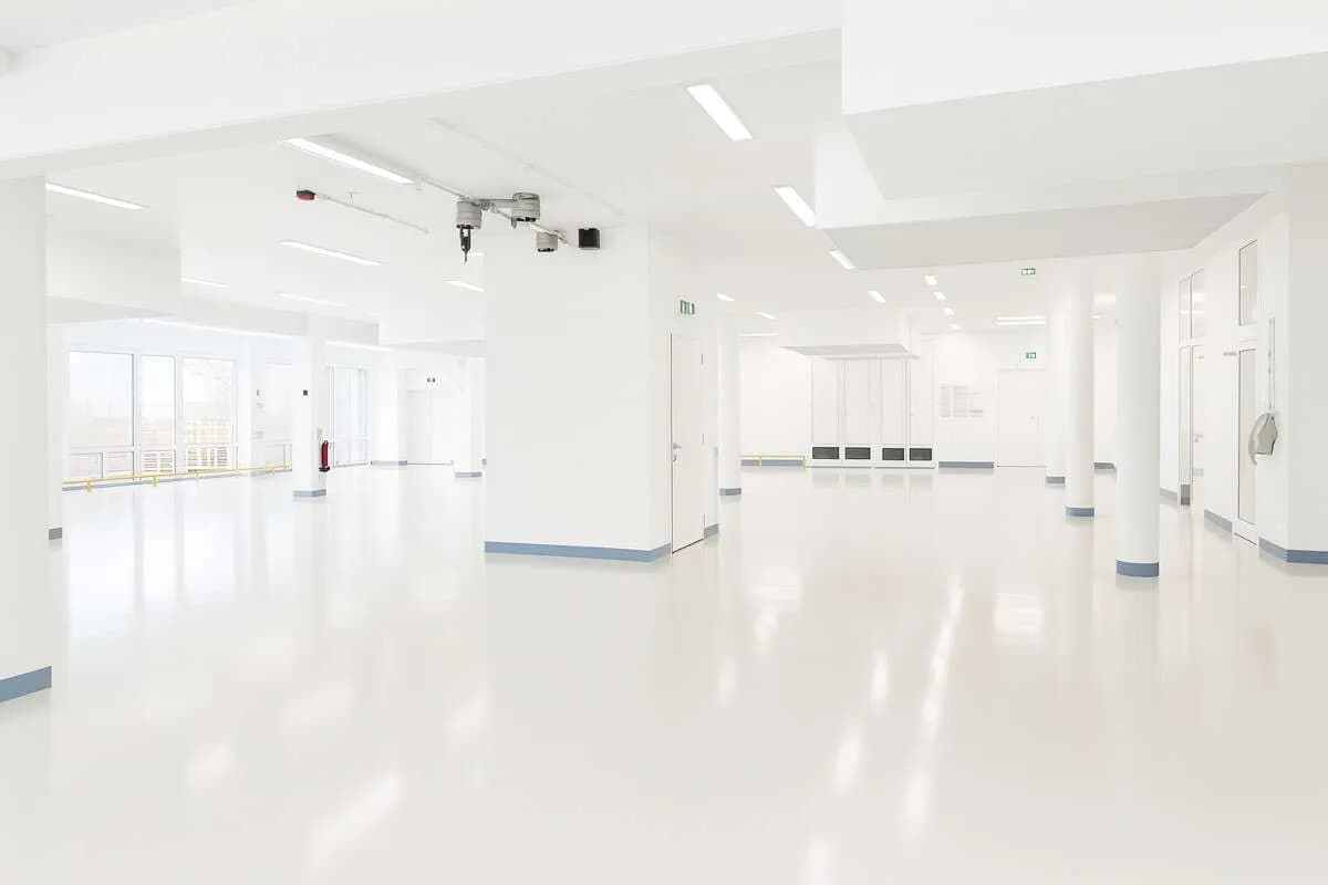 Gewerbeimmobilie mieten in Amstetten – 660 m², € 1.650 – Bild 2 von 3