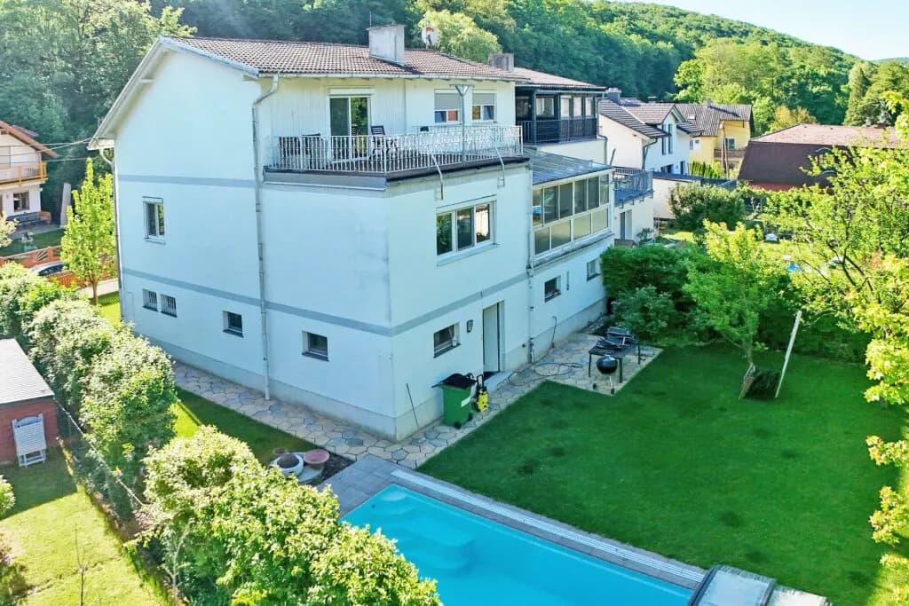 8-Zimmer-Haus kaufen in Wien – 247 m², € 860.000