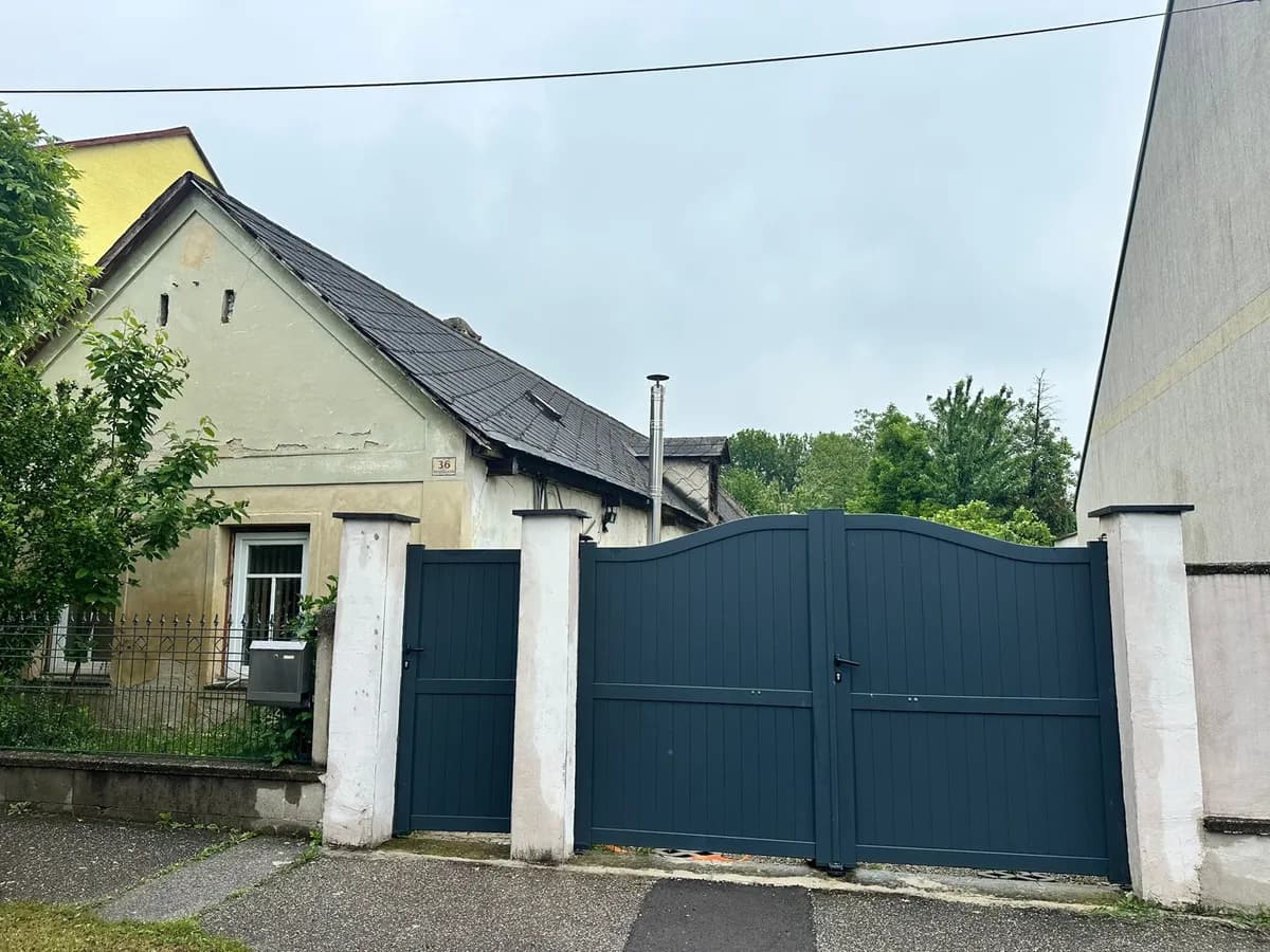 Grundstück kaufen in Neusiedl am See – 2 452 m², € 300.000