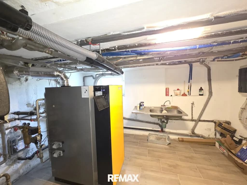6-Zimmer-Haus kaufen in Mistelbach – 240 m², € 690.000 – Bild 32 von 40