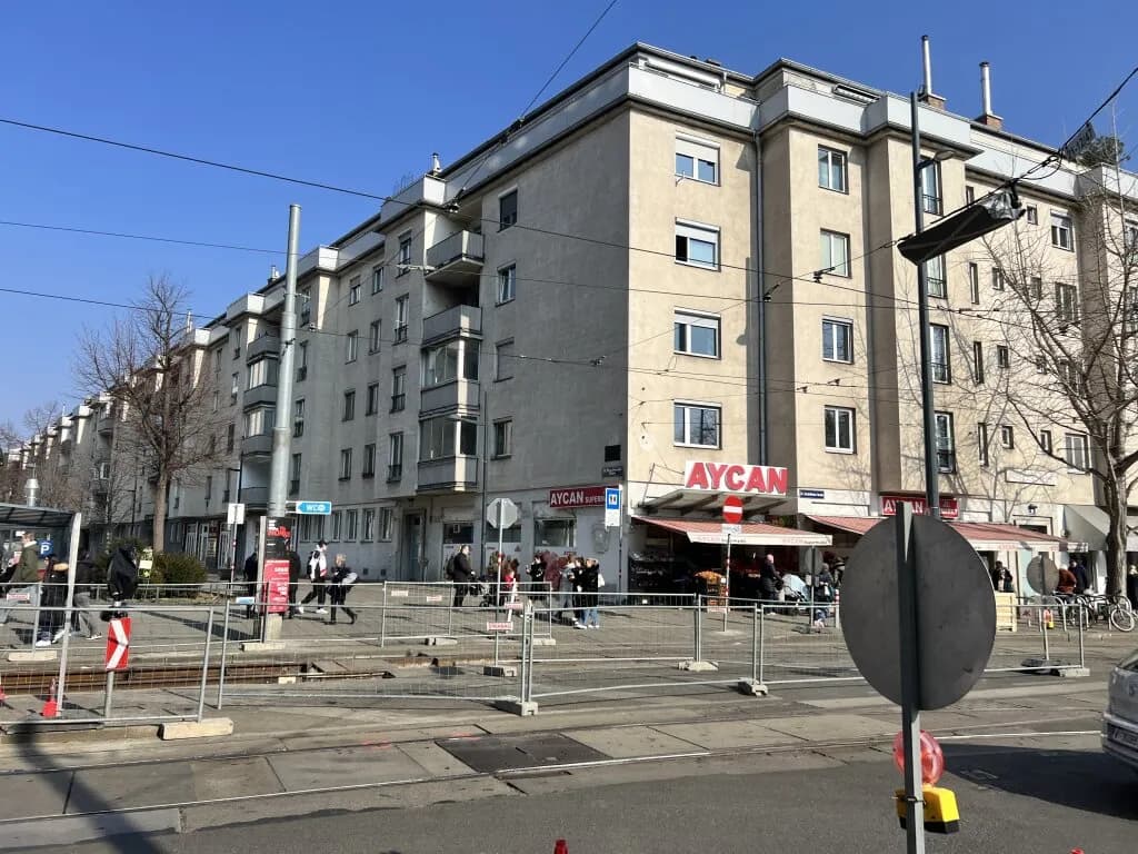Gewerbeimmobilie mieten in Wien – 101,91 m², € 1.417