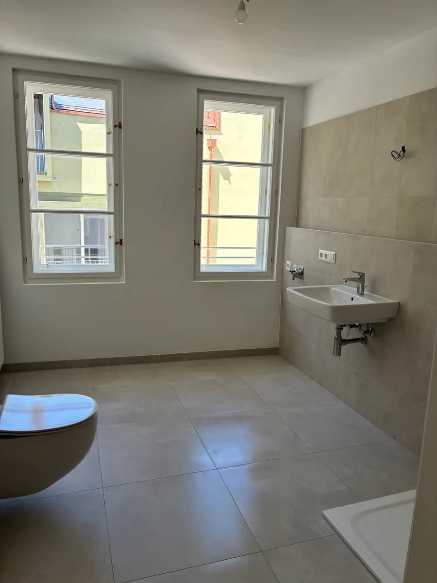 4-Zimmer-Wohnung mieten in Hallein – 110,94 m², € 1.352 – Bild 2 von 6