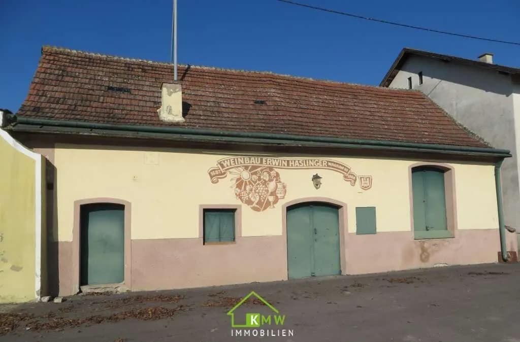 Grundstück kaufen in Tulln – 2 140 m², € 90.000