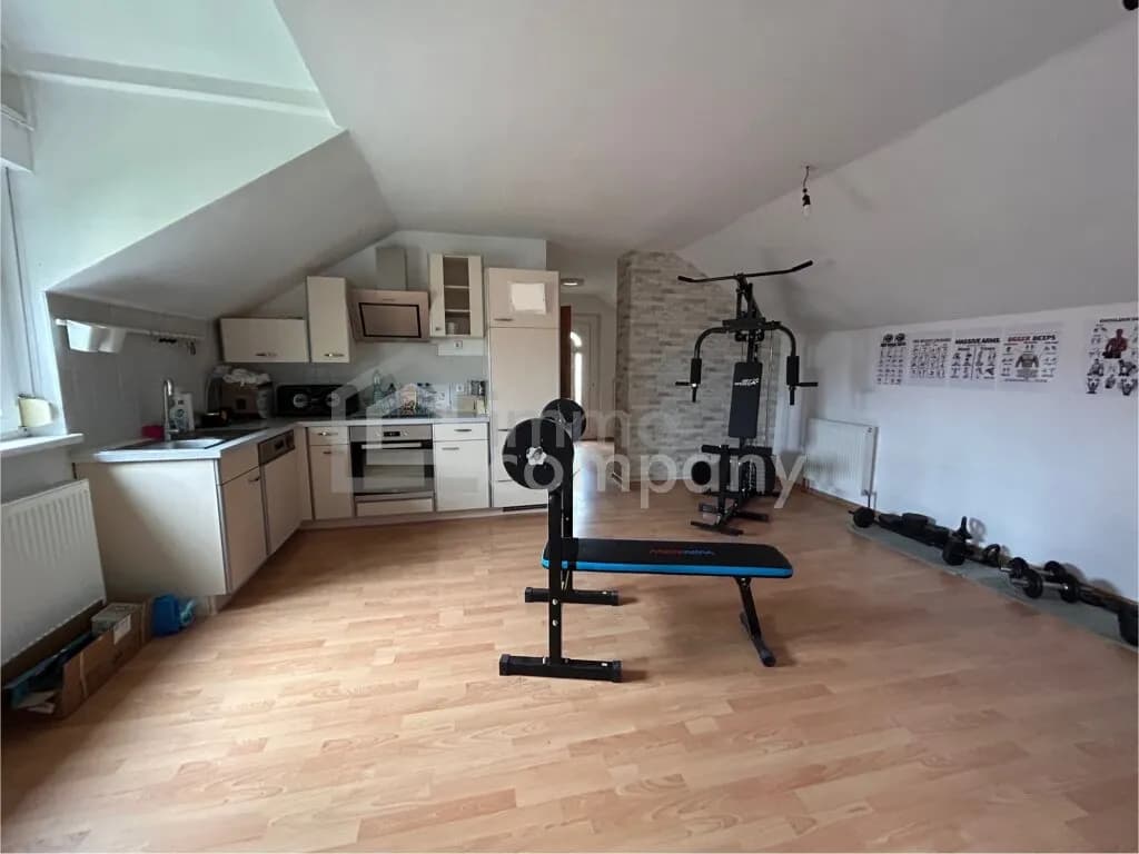 7-Zimmer-Gewerbeimmobilie kaufen in Neusiedl am See – 293 m², € 399.000 – Bild 4 von 6
