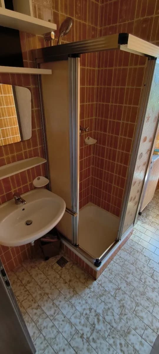 1-Zimmer-Wohnung mieten in Innsbruck-Land – 30 m², € 590 – Bild 8 von 9