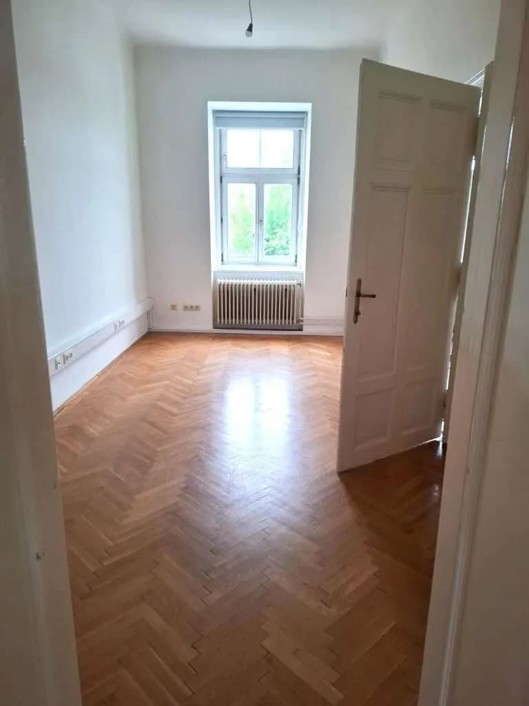 4-Zimmer-Gewerbeimmobilie mieten in Hollabrunn – 96 m², € 1.024 – Bild 2 von 10