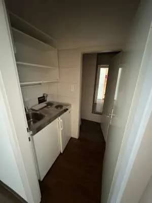2-Zimmer-Gewerbeimmobilie mieten in Baden – 45 m², € 896 – Bild 3 von 7