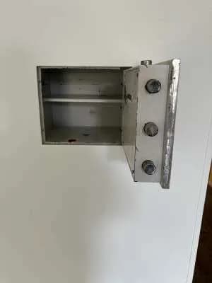 2-Zimmer-Gewerbeimmobilie mieten in Baden – 45 m², € 896 – Bild 7 von 7