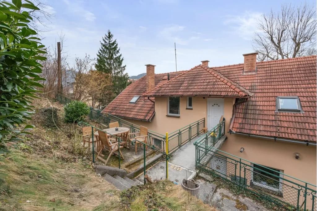 Haus kaufen in Neunkirchen – 217 m², € 499.000 – Bild 3 von 12