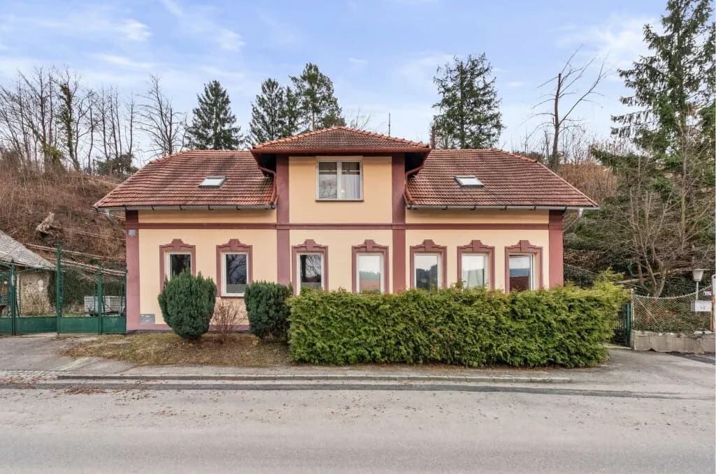 Haus kaufen in Neunkirchen – 217 m², € 499.000 – Bild 4 von 12