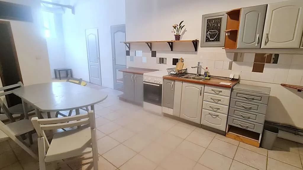 6-Zimmer-Gewerbeimmobilie kaufen in Wien – 127 m², € 199.000
