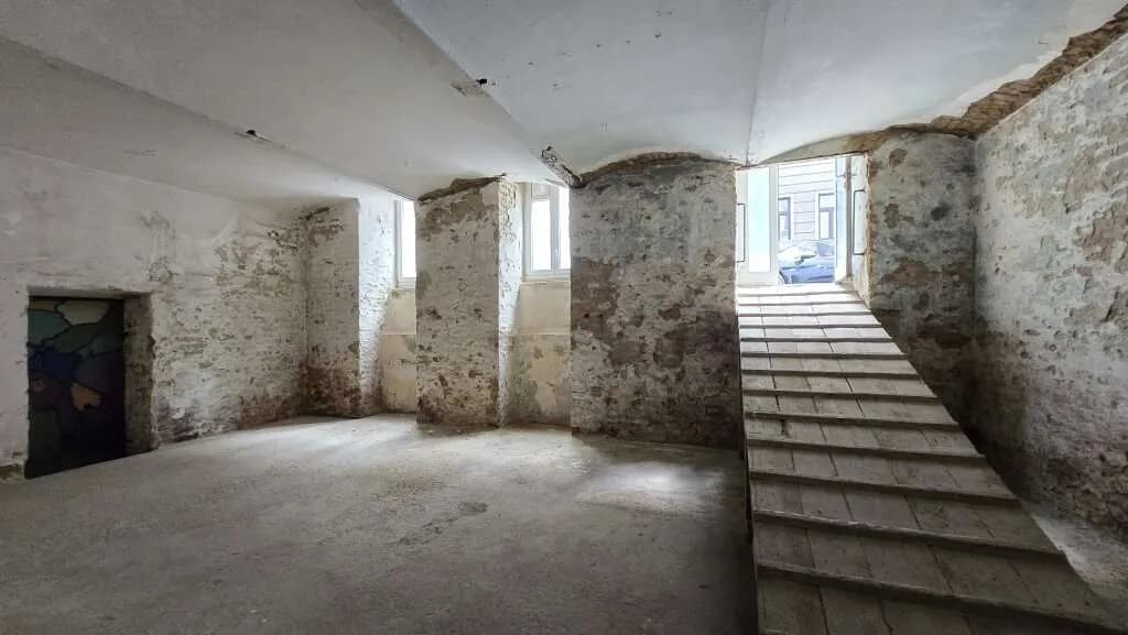 1-Zimmer-Gewerbeimmobilie mieten in Wien – 130 m², € 875 – Bild 1 von 5