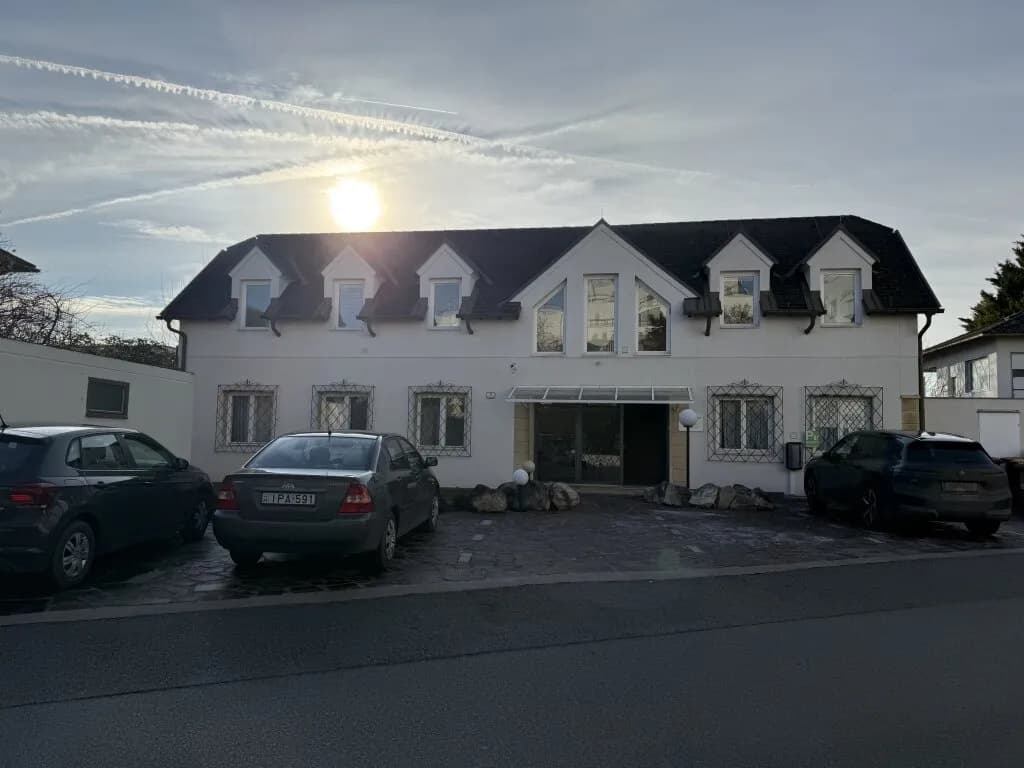 Gewerbeimmobilie mieten in Eisenstadt – 225 m², € 2.320 – Bild 2 von 5