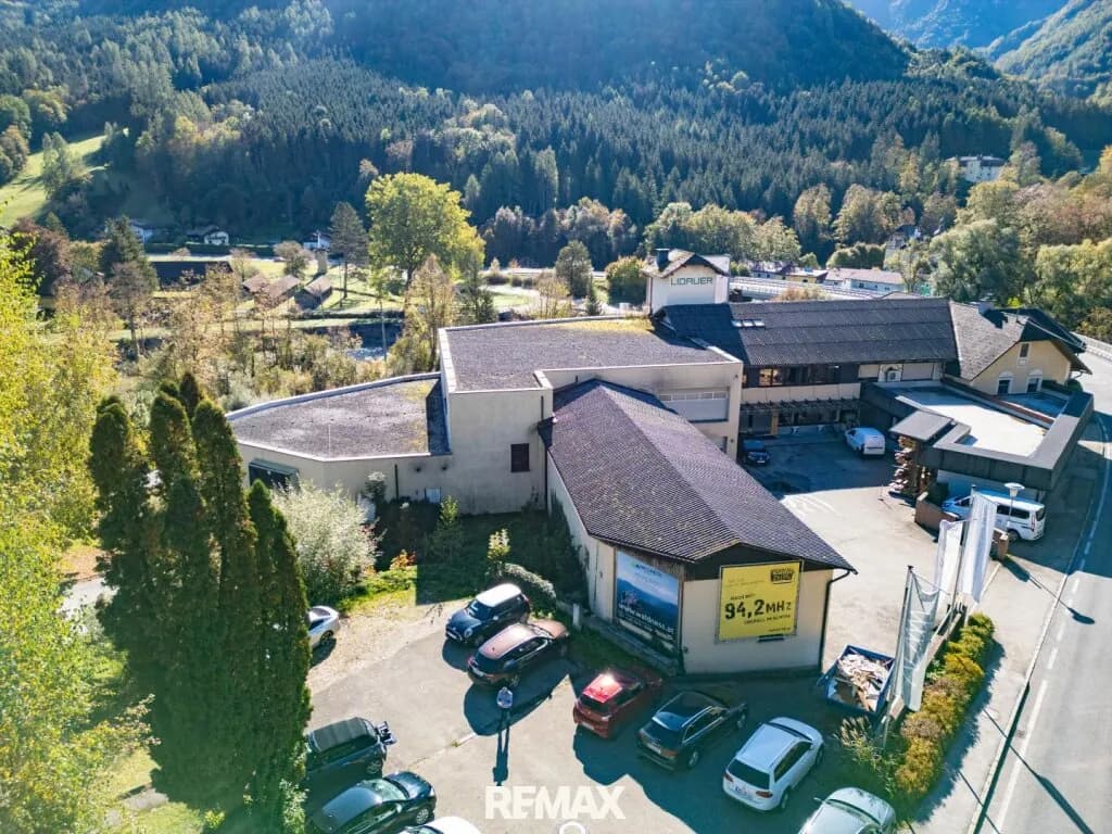 Immobilie kaufen in Gmunden – 2 220 m², € 2.200.000 – Bild 2 von 33