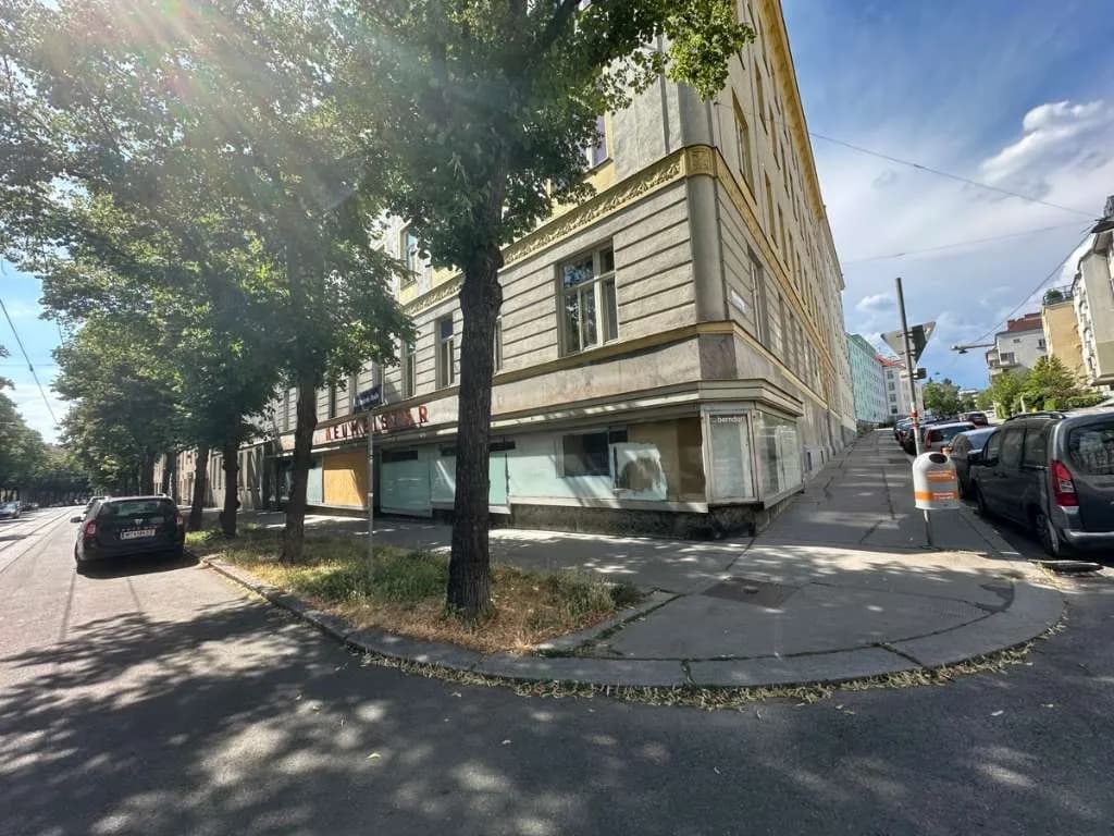 Gewerbeimmobilie mieten in Wien – 234 m², € 4.095