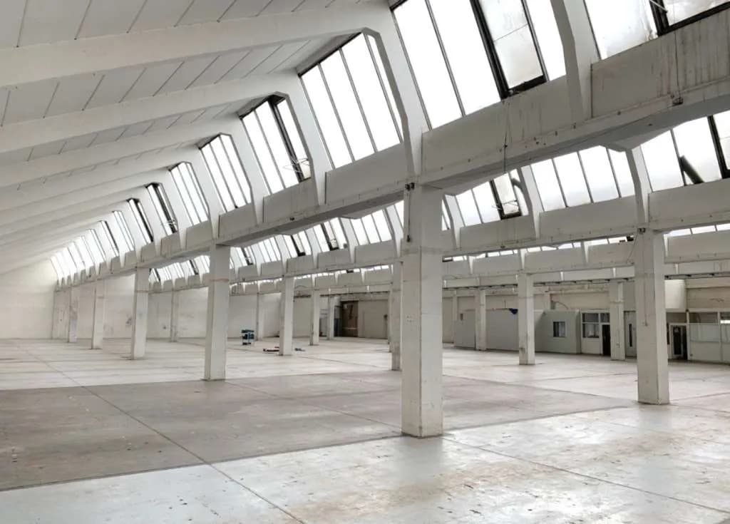 Gewerbeimmobilie mieten in Wien – 952 m², € 11 – Bild 2 von 3