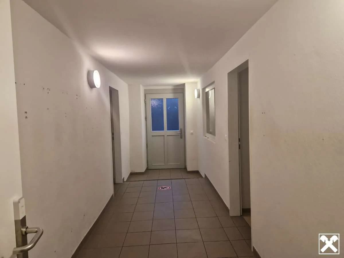 3-Zimmer-Gewerbeimmobilie kaufen in Tulln – 99 m², € 199.000 – Bild 11 von 13